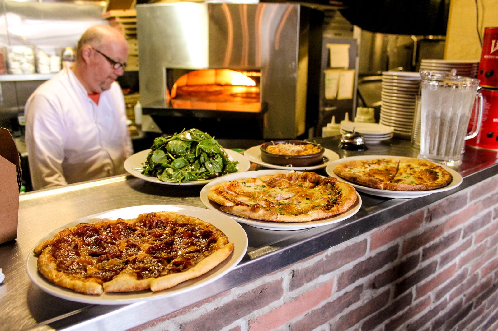 Alibi Room Greenwood On Twitter Pizza Makes Life Better