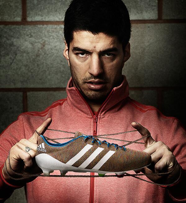 上的 QATAR 2022 🏆🇶🇦🔜："Los primeros zapatos de fútbol tejidos mostrados por Luis Suárez http://t.co/saUmvStTZ9 [Vía @EDUX77]" / Twitter