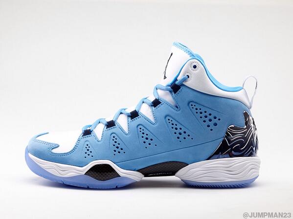 Jumpman23's tweet photo. M10 x 10 straight. #TakeFlightUNC http://t.co/ARmLrYgVaf