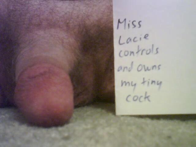 little dicked loser needs to be whored out... http://t.co/XXR7MgnorI<a href="/tag/fan"class="tags"><span>#fan</span></a>