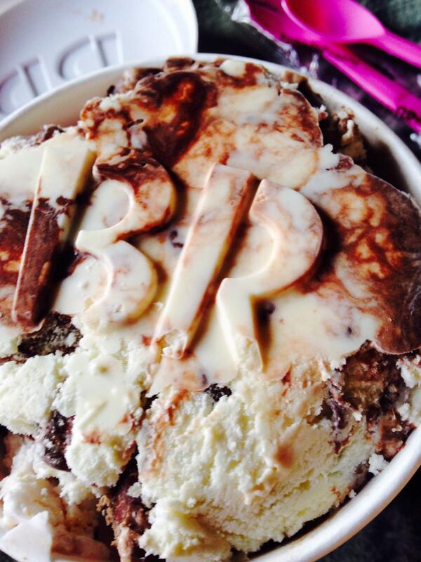 22jh's tweet photo. @ezyunee 얼었다얼었다못먹고있다 http://t.co/MJNpU7yWfc