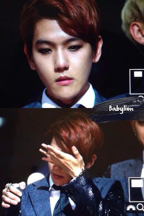 baekprince's tweet photo. Even people i love leave me. http://t.co/KNGq8TNh5j