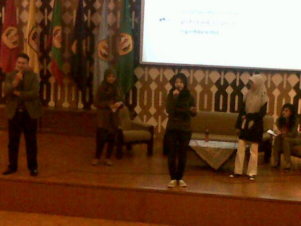 ESPRESSO2014's tweet photo. Yang ngga ikutan seminar ini pasti nyeseeeelll ;;) :p http://t.co/7qbmvlKEig