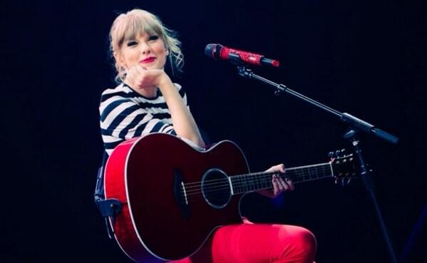 maihime0121's tweet photo. でもTayちゃんきてくれる
ってことが幸せだよね。
#SwiftiesRT
#REDtour 
#RTした人全員フォローする http://t.co/BTYPvbLAXP