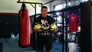 MackBoots's tweet photo. Our man and @ufc fighter @Soathehulk with his signature range of Mack Boots #Soa #HiViz http://t.co/4oTmWvoJN7