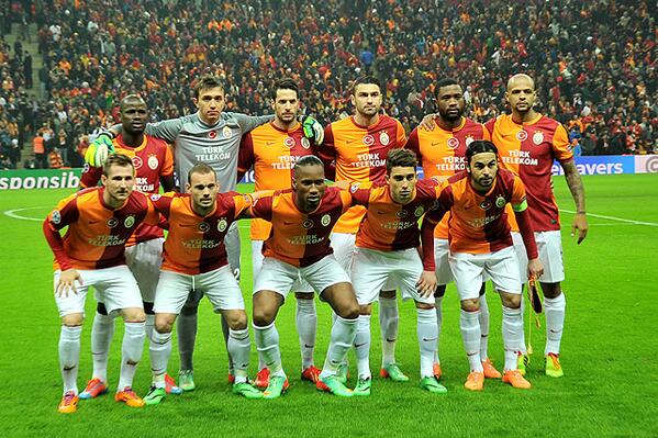 433Gala's tweet image. Sneijder: ‘Hoop dat ik volgende keer meer ballen krijg’ wp.me/p35Qty-Q3