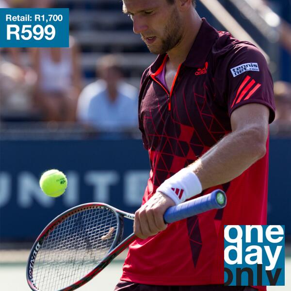 OneDayOnlycoza's tweet photo. Score touchdowns like a Pro: Dunlop Tour 300 and 400 Tennis Racquets at http://t.co/ae7yAt4o9i: R599 (64% off!) http://t.co/EvN2BwbCqS