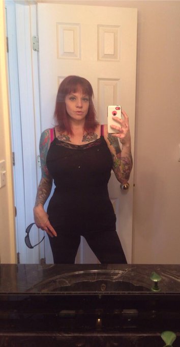 Headed out for the day ~ xoxo cu on #cam, later! @camwhor @Perfect_10Girls @WhiteBootySwag @WhiteGirlCrrazy<a href="/tag/cam"class="tags">#cam</a>