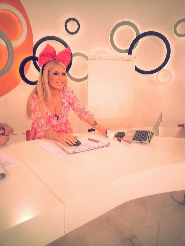 StarChannelGr tweet picture
