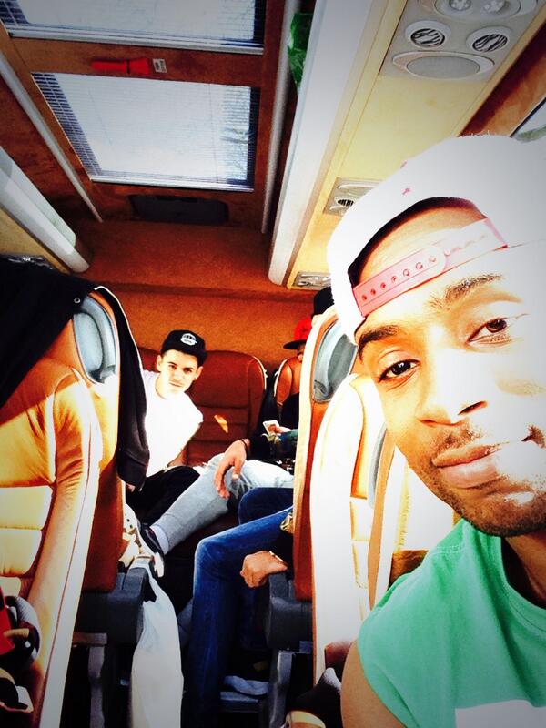 Diversity_Tweet's tweet photo. Off to rehearse for our next Performance. #MiniBusLife #TeamDV 🙌☺️👌 #SamsFailedAttemptAtaScrewFace 😂 http://t.co/7uG7uMU16G