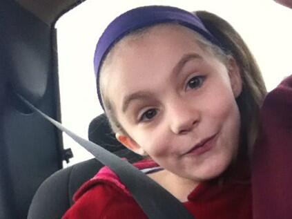 LilLevault's tweet photo. Hey guys go follow this little chick on vine. Her name is Rayann May! She can sing and she's only 8!!! :) #vine #sing http://t.co/lzqHLlkoDh