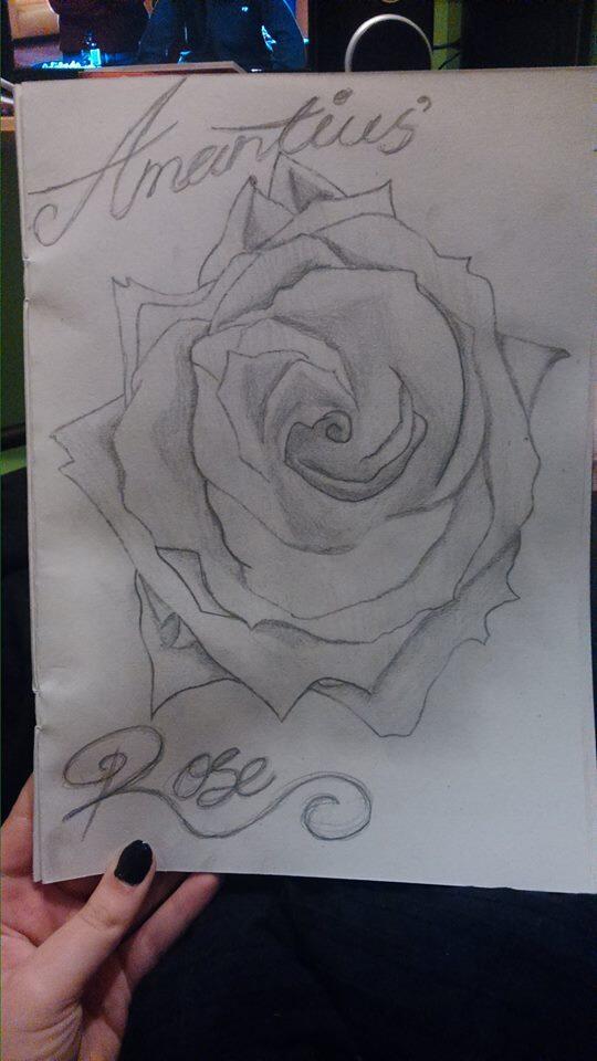 xNorthStarx's tweet photo. A big Thank you to Alala, for the creation of this rose, Thorn will crop it and use it as a logo just to say thanks http://t.co/ZZtXYZ0WRz