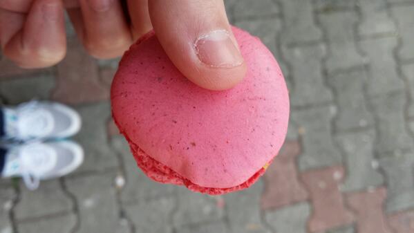 Sindi_Rrena's tweet photo. 😋😋😋 http://t.co/Nl38J1uIQg