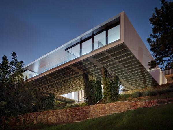 Archello tweet picture