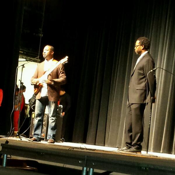 AceLivingston1's tweet photo. Honored by the NBHS African American Club http://t.co/lUwAwzzFyJ