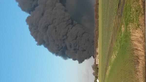 NickFlooring's tweet photo. Selby tyre fire last month! http://t.co/mnbi1B72Ap