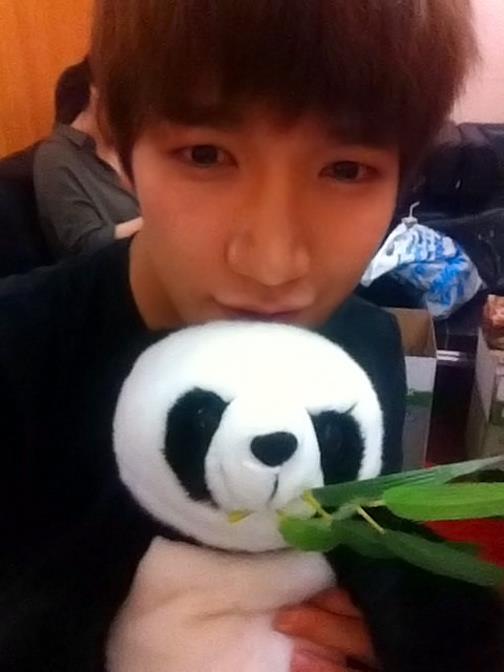 Shieerashid_'s tweet image. Jun.k herreeee...
#pandaNight...^^
