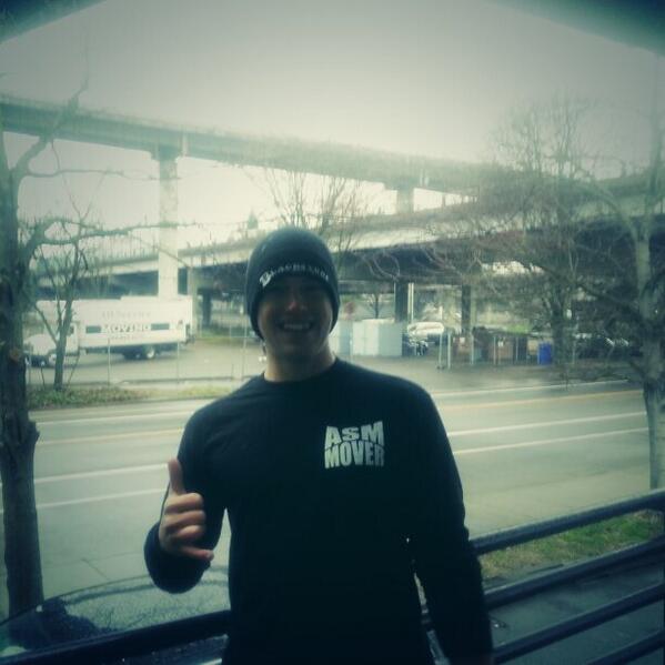 JDGuth1986's tweet photo. Ready to work. #AllServiceMoving http://t.co/BQOj4fblDu