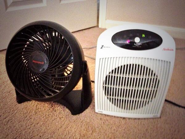 TheHonorableJ's tweet image. Been so confused lately. #HoustonProblems