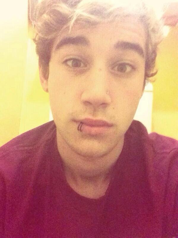 DaFaker_'s tweet image. Sex hair oph