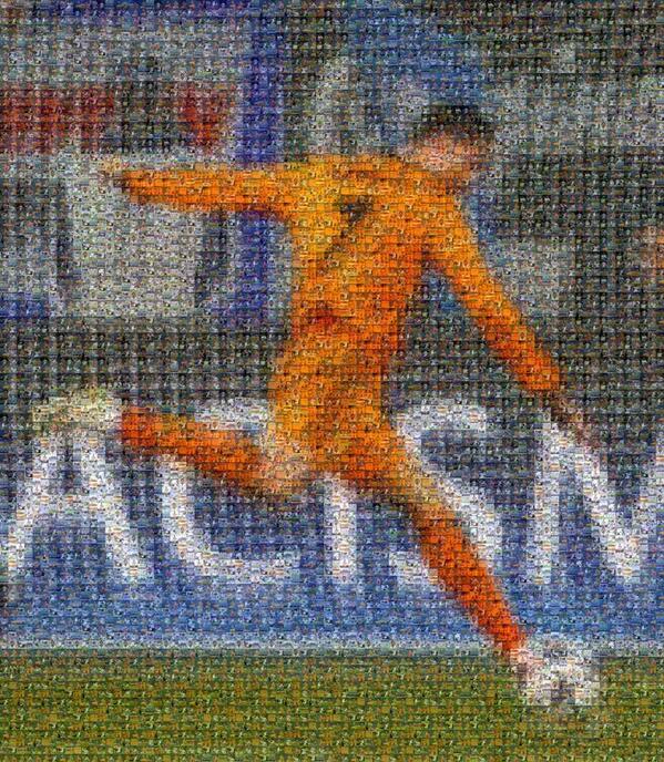 mosaime's tweet photo. Un @realmadrid bate-récords vence al Schalke en la ida de octavos de final #Champions2014 @Cristiano @GarethBale11 http://t.co/wDbn64pN6J