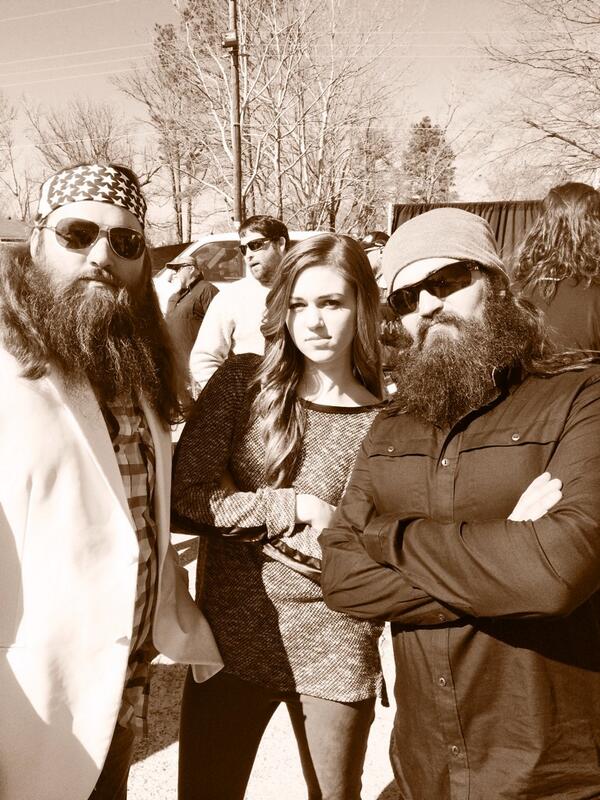 sadierob's tweet photo. #getJepto1million go follow the coolest uncle I got...(keep that on the DL)  @JepDuckman  @williebosshog http://t.co/dCWCMb0YER