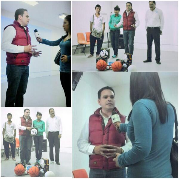 netoserrano's tweet photo. En el CBTis #115 de Cuencame Dgo. entregado balones y explicando proyectos de la @feted11_14  . http://t.co/PPwcf9MpD2