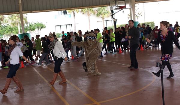 VickieTL86's tweet photo. Cupid Shuffle @HGElementary staff showing how it's done.  Pep Rally fun. http://t.co/1HXohIDgGb