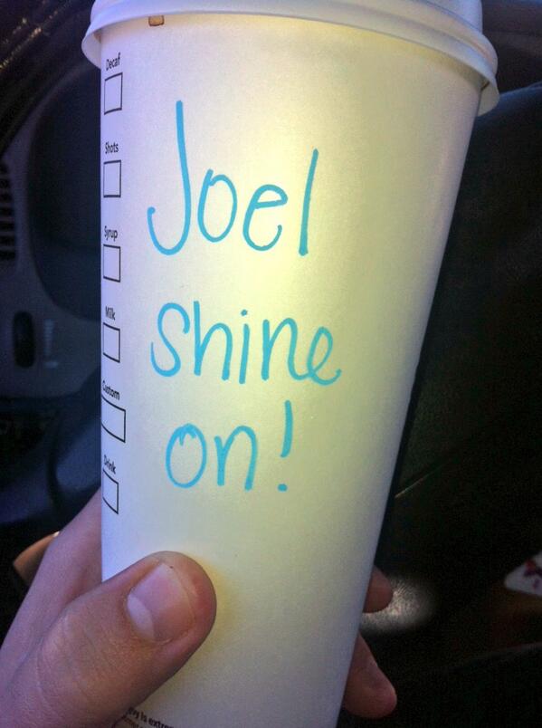 JoelSwartz's tweet image. S/O to @Lady_Gaha for giving me a big bro gift even when I've graduated. Love ya tap sis #shineon #bbw #fall12