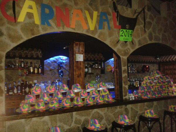 Castle_Bejar's tweet photo. Carnaval 2014 sábado 1 http://t.co/hkh5UYT4sp
