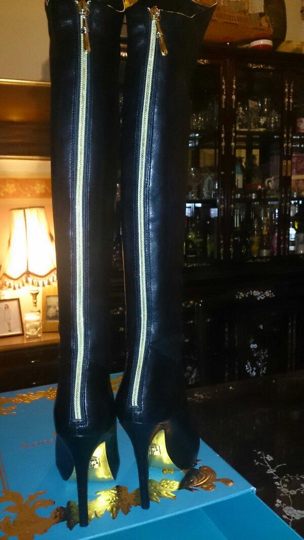 cycling03's tweet image. Additonal to my #bootscollection @#Annadellorusso