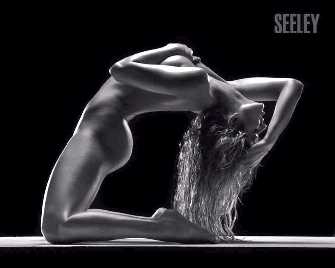 #TBT
My favorite shot of all time ? Thank you @BSeeleyPhoto  ?
@Playboy @PlayboyTV @playboyTW @PlayboyRadio
