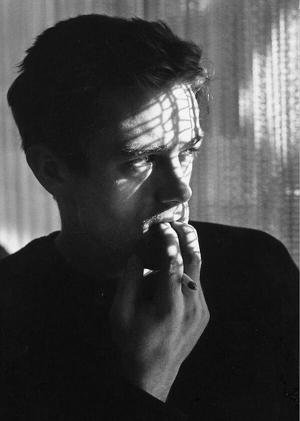 Amazing Historical Photo of James Dean in 1954 