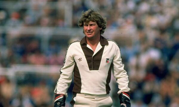 FICA on Twitter: "Happy birthday to former @BLACKCAPS keeper, Ian ...
