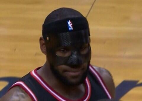 talkhoops's tweet photo. Smmmmmmmmmmmmmmmmmmmmmmmmoooooooookin! http://t.co/nntW4ZcCAT