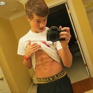 TaylorMednes tweet picture