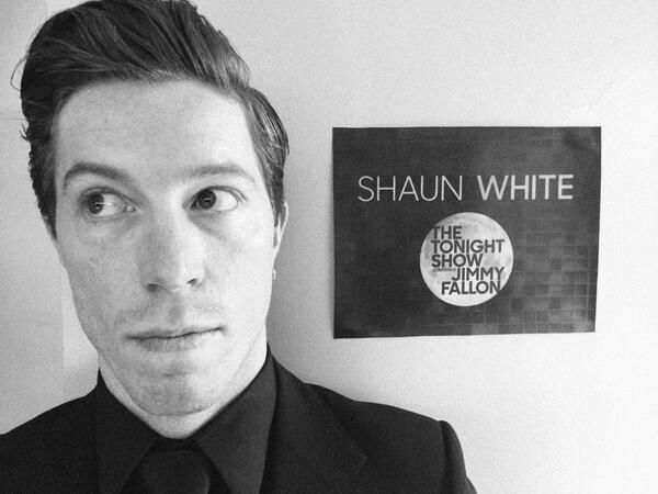 shaunwhite's tweet photo. Check me out on the Tonight Show. Glad @JimmyFallon #loves #hashtags #asmuchas #ido http://t.co/Z9SFCup41r