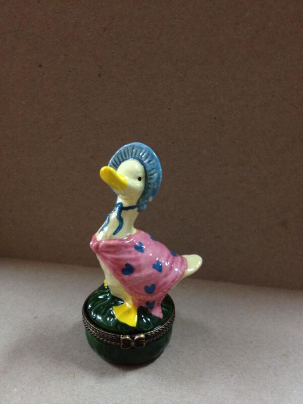 sixthingsshop's tweet photo. Super cute duck trinket box http://t.co/Ri7KpQXQeg
