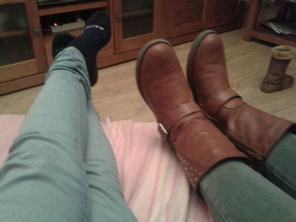 Laurittaaa3's tweet photo. @CarmenCaboga Siempre juntaas(: http://t.co/bmQ0KlfxRy