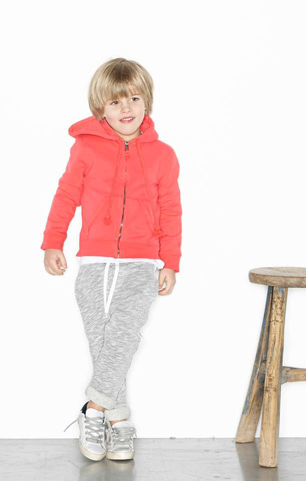 zomers wit, sporty grijs en spannend rood! SS14 Little10Days.> kidsroomzuid.blogspot.nl/2014/02/ss14-l… <a href="/10dayslifestyle/">10DAYS</a> <a href="/Minimiks_/">Karin</a>