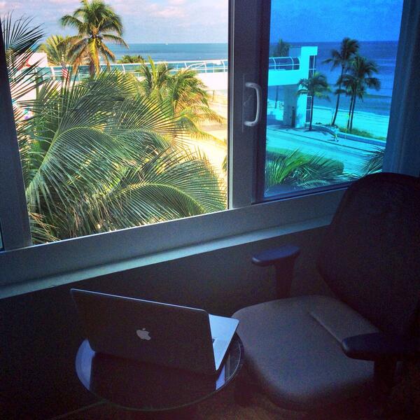 Remote_Office's tweet image. Fort Lauderdale Beach, FL