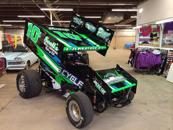 Here ya go twitter world a pic of the new car!!