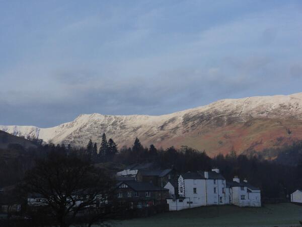 helvellyn's tweet photo. Catch up from first thing - this was the view behind @WLPatterdale towards #helvellyn as we set off around 07:30 http://t.co/Wg61rd3y3x
