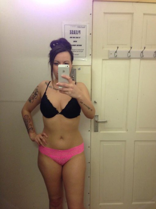 #sunbeds #tanning ;) http://t.co/oRFDJc9KpV<a href="/tag/sunbeds"class="tags">#sunbeds</a><a href="/tag/tanning"class="tags">#tanning</a>