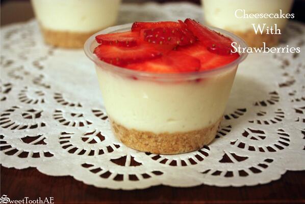 SweetToothAE's tweet image. #cheesecakes with fresh #Strawberries
