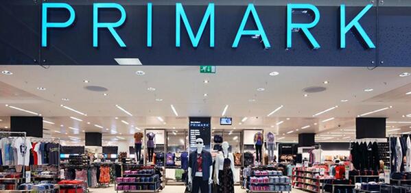 Unisize_App's tweet image. Primark arrive en région parisienne !
Found at buff.ly/1mMzbtw