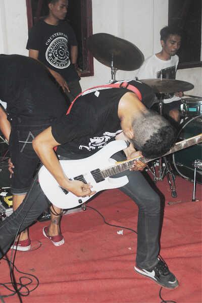 YOUR HEAD (@yourhead_) on Twitter photo 