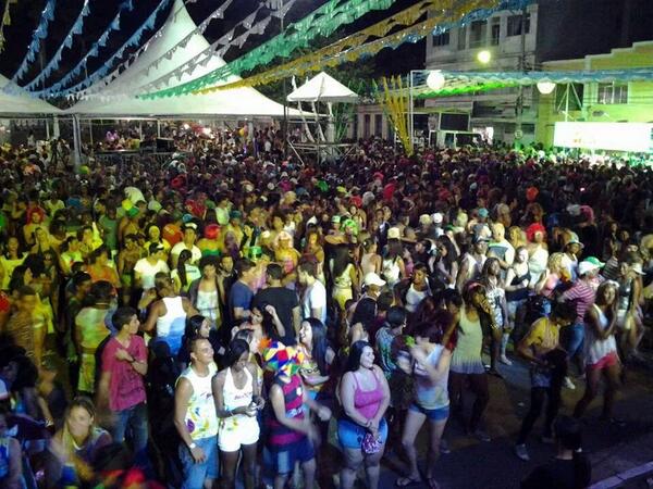 Pi_Atoxanos's tweet photo. Uma previa do que foi ontem http://t.co/zxeFPVJOEh