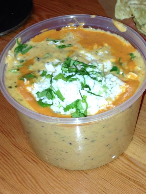 shivalry92's tweet image. What more do u really need #torchysqueso