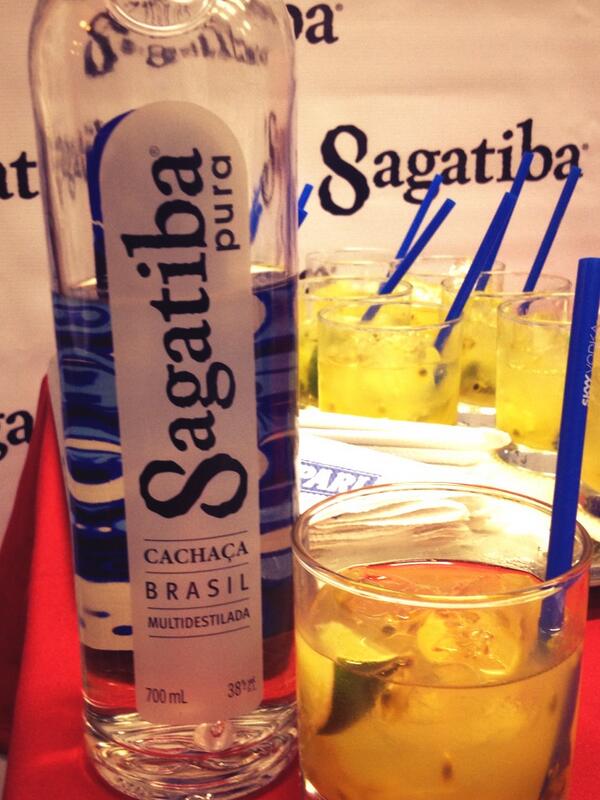 Colimpel's tweet photo. Delicioso cóctel con #sagatiba #cachaza http://t.co/AZeWzAuZ7U